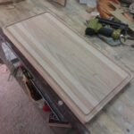 Planche à découper en bois massif – 57 × 28 × 3,5 cm – Image 2